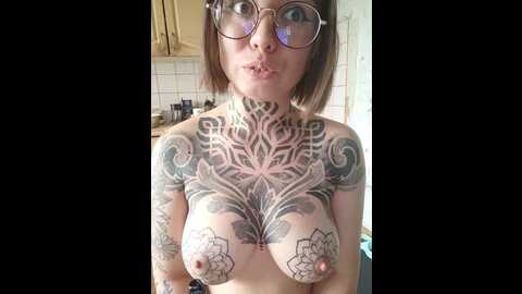 asiyaxoma @ bongacams on 20231013