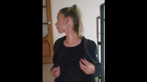 Media: lisi4ka_basik Bongacams 2023-10-14 09:32:00