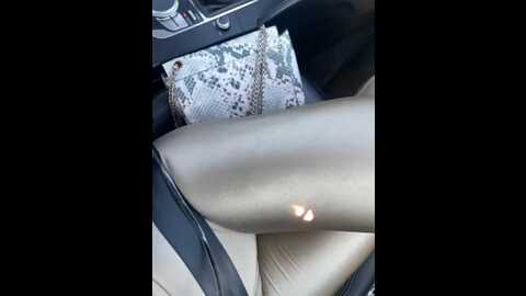 Media: sweetkira25 Bongacams 2023-10-14 09:40:00