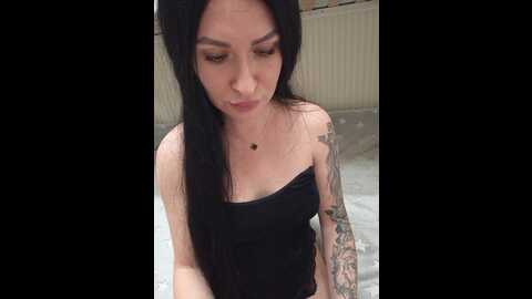 Media: helena27002 Bongacams 2023-10-15 04:27:00