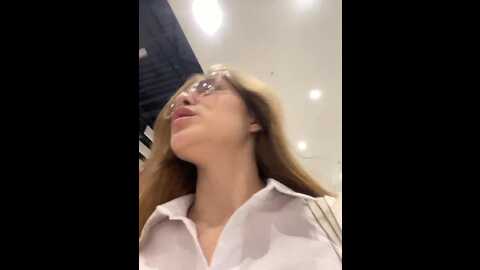 Media: adelaida1001 Bongacams 2023-10-16 07:00:00