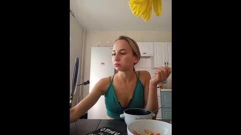 Media: marysiaxxx Bongacams 2023-10-16 09:24:00