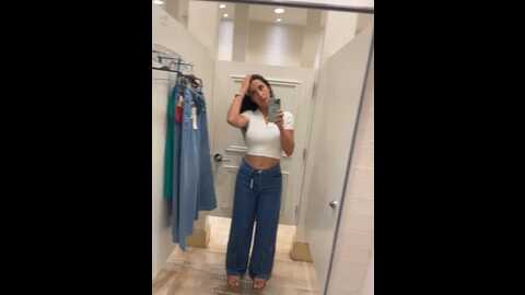 Media: sweetbuttocks Bongacams 2023-10-16 21:36:00