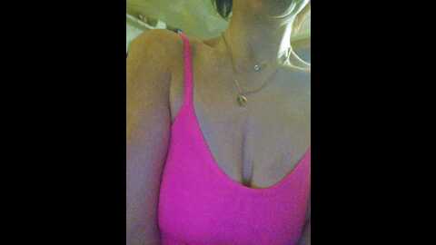 Media: aureliyxxx Bongacams 2023-10-18 02:16:00