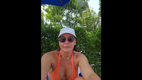Media: editamilf Bongacams 2023-10-19 03:36:00