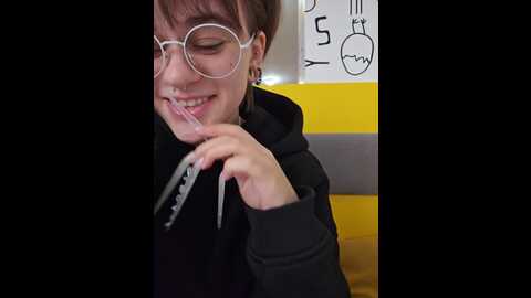 Media: lolymolly Bongacams 2023-10-20 04:42:00