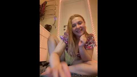 Media: jucielussie Bongacams 2023-10-21 06:56:00