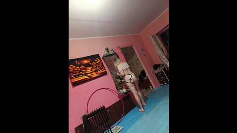 Media: lisavsvolk Bongacams 2023-10-21 06:36:00