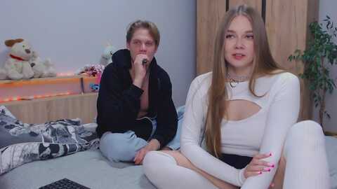 Media: lost_wanderers Bongacams 2023-10-23 20:33:00