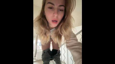 Media: _molly_mae_ Bongacams 2023-10-25 09:16:00