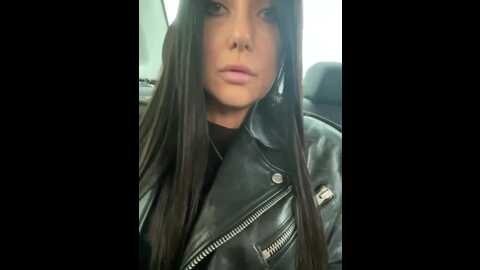 Media: linahelen Bongacams 2023-10-25 08:24:00