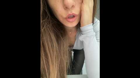 Media: monikayyy Bongacams 2023-10-25 13:28:00