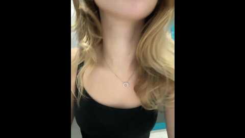 Media: _molly_mae_ Bongacams 2023-10-27 03:06:00