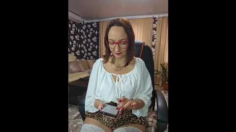 Media: lyubachka Bongacams 2023-10-27 04:13:00