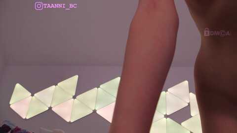 Media: taanni Bongacams 2023-10-27 08:02:00