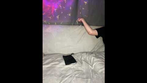 Media: yourlovessz Bongacams 2023-10-27 21:14:00