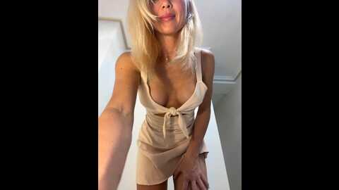 Media: elisa_bet Bongacams 2023-10-31 20:56:00
