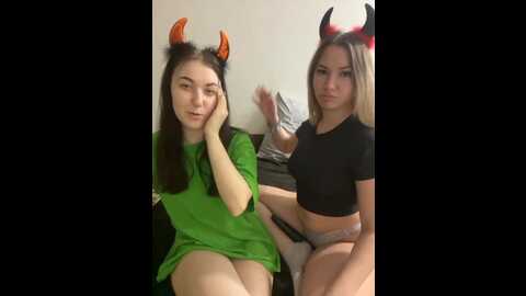 Media: karolina7 Bongacams 2023-10-31 16:14:00
