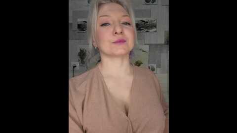 Media: anesteishen Bongacams 2023-11-03 04:08:00