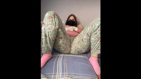 Media: milaa1998 Bongacams 2023-11-03 04:54:00