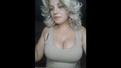 Media: sweet_candy88 Bongacams 2023-11-04 05:58:00