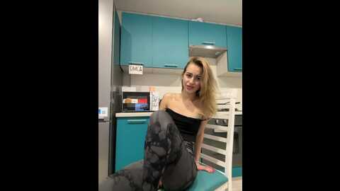 Media: _molly_mae_ Bongacams 2023-11-06 21:24:00