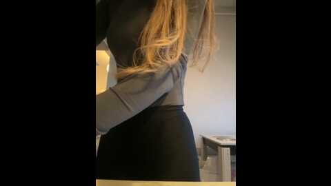 Media: kirlove1 Bongacams 2023-11-06 13:08:00