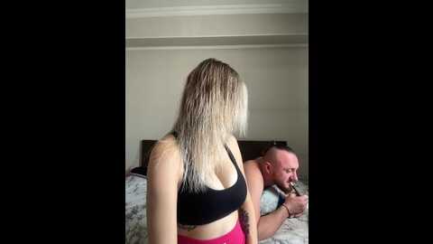 Media: vik1one1 Bongacams 2023-11-06 05:40:00