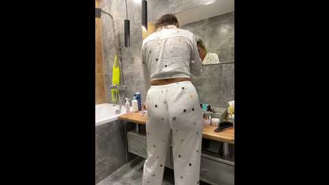 Media: yuliyalasker Bongacams 2023-11-06 06:30:00