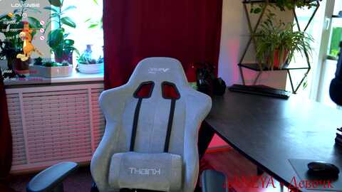 Media: _queen_maria_ Bongacams 2023-11-08 08:36:00