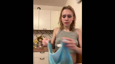 angelll3 @ bongacams on 20231109