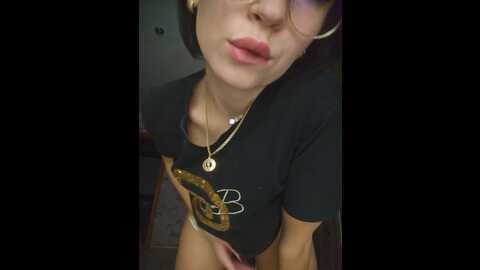Media: aureliyxxx Bongacams 2023-11-09 03:16:00