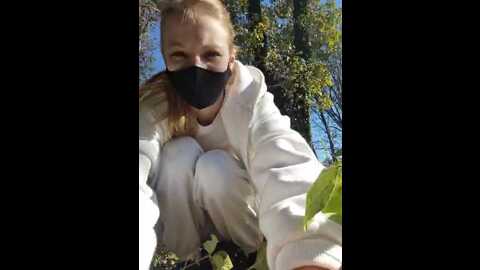 Media: daddysgirl9 Bongacams 2023-11-10 10:56:00