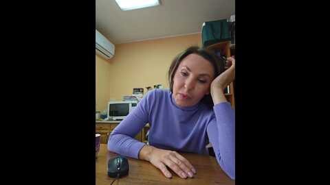Media: editamilf Bongacams 2023-11-10 01:08:00