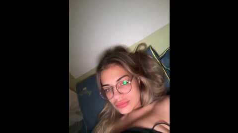 kukusik005 @ bongacams on 20231111