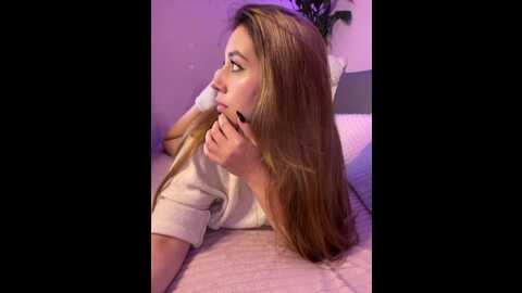 Media: mialiahot Bongacams 2023-11-13 04:16:00