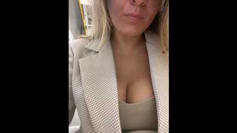Media: yuliyalasker Bongacams 2023-11-13 05:57:00