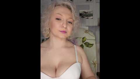 Media: anesteishen Bongacams 2023-11-14 18:30:00