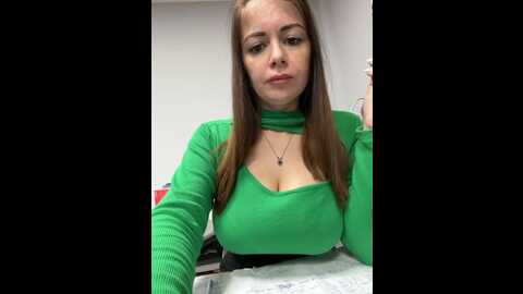Media: 17alisa1717 Bongacams 2023-11-15 11:12:00