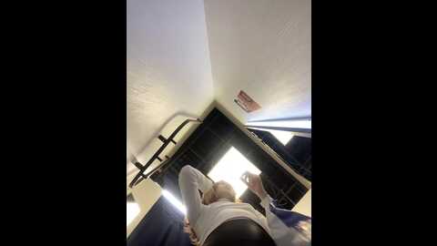Media: adelaida1001 Bongacams 2023-11-15 10:16:00