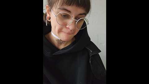 Media: lolymolly Bongacams 2023-11-16 09:10:00