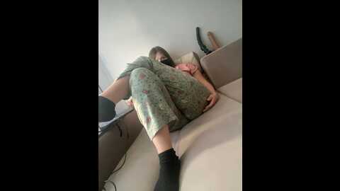 Media: milaa1998 Bongacams 2023-11-16 05:28:00