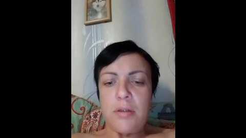 Media: elenhik2024 Bongacams 2023-11-17 04:25:00