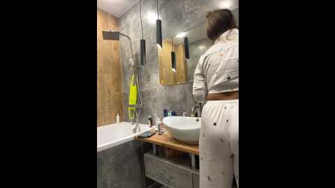 Media: yuliyalasker Bongacams 2023-11-17 04:04:00