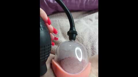 Media: emmihot Bongacams 2023-11-18 14:22:00