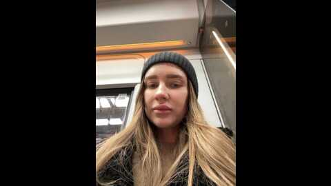 Media: kirlove1 Bongacams 2023-11-18 10:53:00