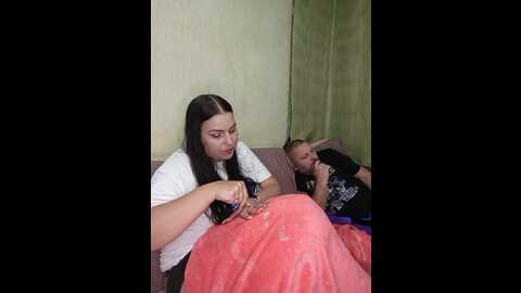 Media: kissmabont Bongacams 2023-11-18 14:23:00
