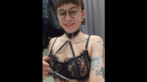 Media: lolymolly Bongacams 2023-11-18 16:42:00