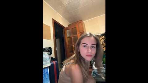 Media: _molly_mae_ Bongacams 2023-11-19 14:38:00