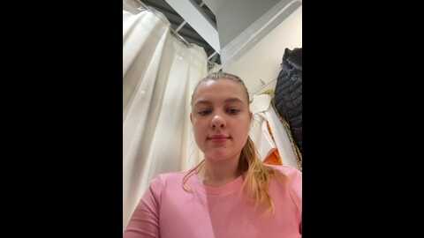 Media: jucielussie Bongacams 2023-11-19 16:04:00